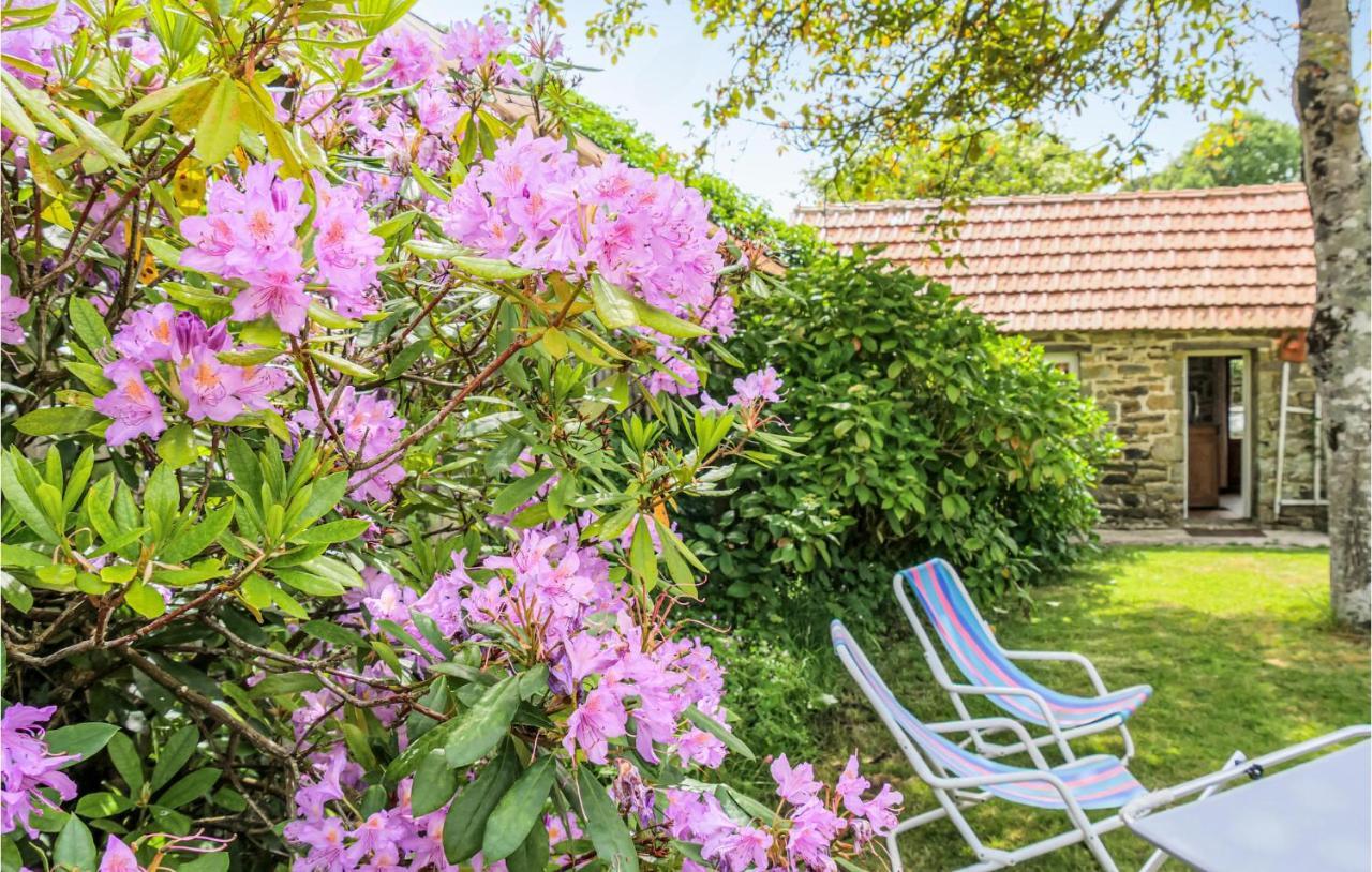 Stunning Home In Quettehou With Wifi Экстерьер фото